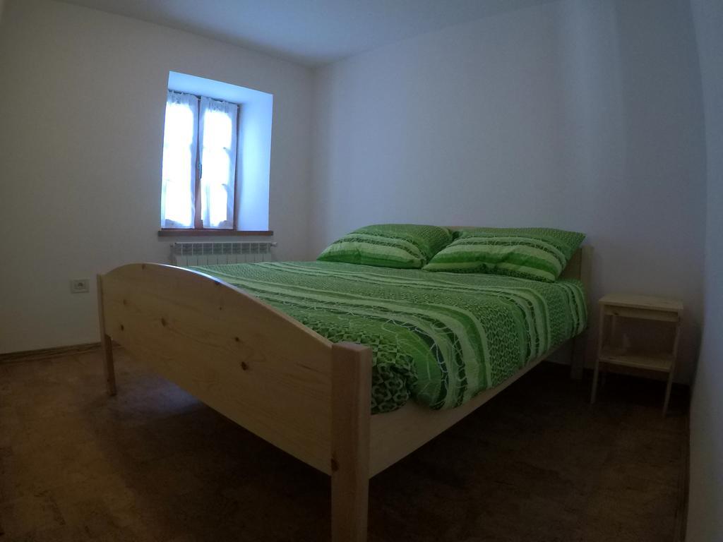 Lesjakova Domacija Bovec Zewnętrze zdjęcie