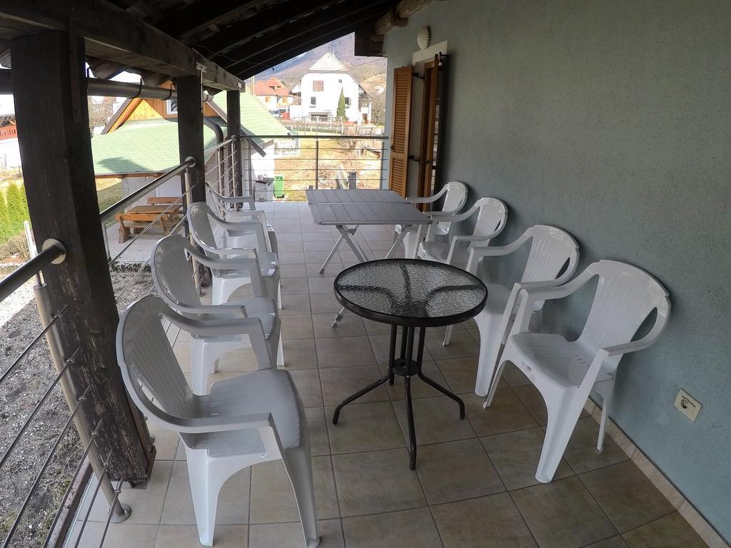 Lesjakova Domacija Bovec Zewnętrze zdjęcie