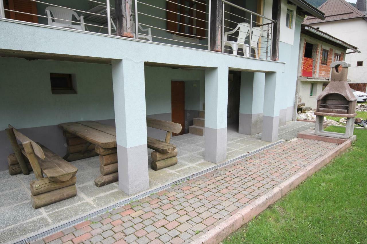 Lesjakova Domacija Bovec Zewnętrze zdjęcie